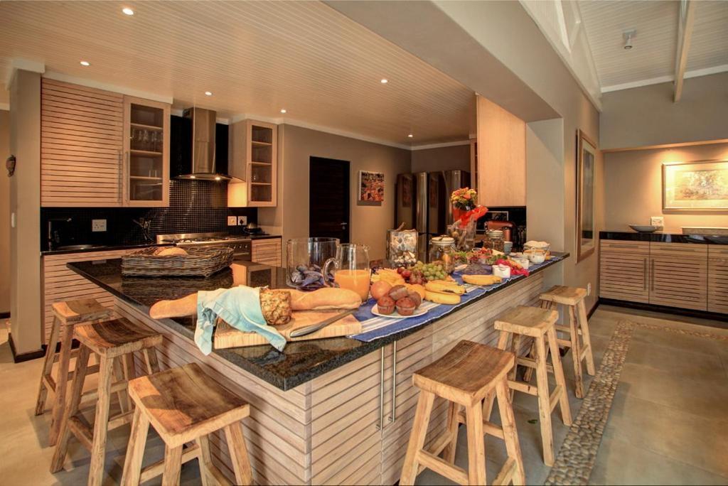 Scallop Lodge Plettenbergbaai Buitenkant foto